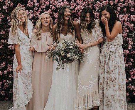 how to choose bridesmaids beautiful bride and bridesmaids