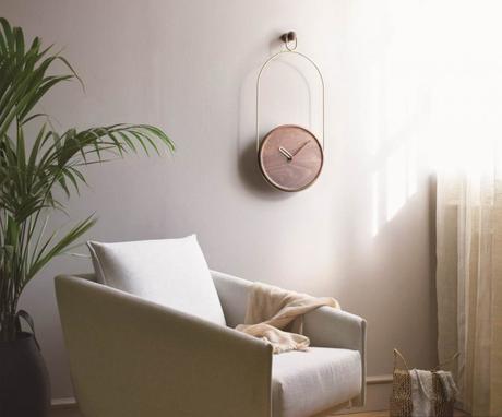 Stylish timepieces to uplift your walls with uniqueness