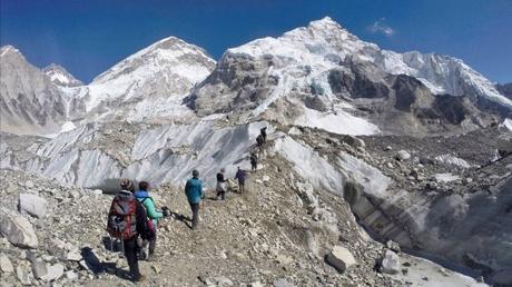 Climber reaches Everest summit to fulfill dream, then dies on his way down