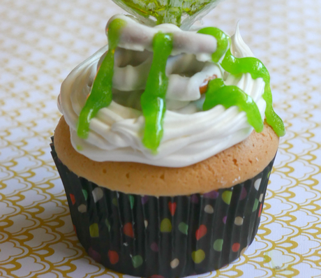 SKULL CANDY CUPCAKES