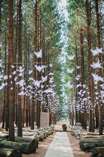 forest wedding theme tender ceremony decor Carolien Ben