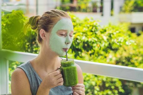 How to Use Green Clay Mask for Acne Prone Skin?