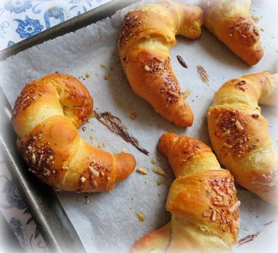 Caesar Croissant Rolls