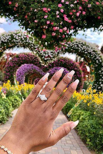 engagement ring selfie amazing background photo