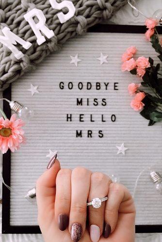 engagement ring selfie chic photo idea