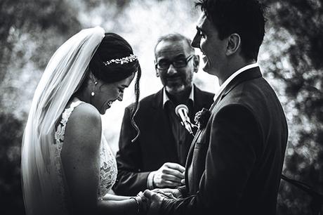 gorgeous-wedding-burgundy-hues-italy_14