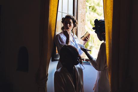 gorgeous-wedding-burgundy-hues-italy_03