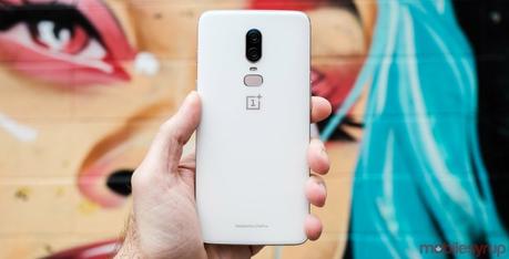 OnePlus 6/6T gets OxygenOS updates with May Security Patch