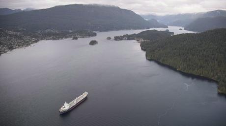 Senate committee says oil tanker ban off B.C. targets Alberta, divides country