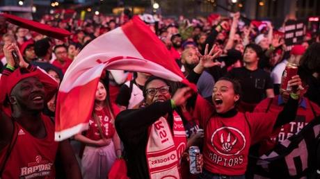 Raptors fans risk ridicule to cheer team deep in Golden State Warriors territory