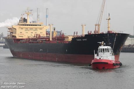 two tankers attacked in strait  of Harmuz