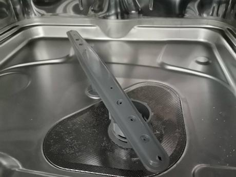 Dishwasher Not Cleaning? 8 Easy Fixes