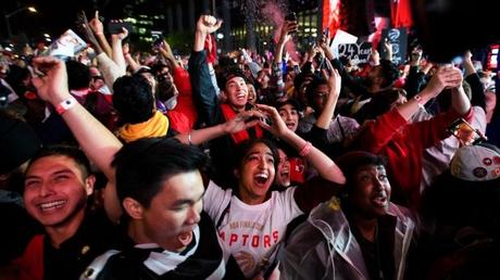 Fans across Canada delirious as Toronto Raptors win NBA championship