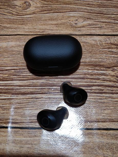 BlitzWolf BW-FYE5 Review: True Wireless Earbuds With Pros & Cons