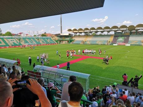 Śmieszne Historie o Piłce Nożnej w Polsce: Watching the Exciting Polish Ladies Season Climax, Górnik Łęczna v. Medyk Konin Śmieszne Historie o Piłce Nożnej w Polsce: Watching the Exciting Polish Ladies Season Climax, Górnik Łęczna v. Medyk Konin