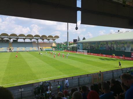 Śmieszne Historie o Piłce Nożnej w Polsce: Watching the Exciting Polish Ladies Season Climax, Górnik Łęczna v. Medyk Konin Śmieszne Historie o Piłce Nożnej w Polsce: Watching the Exciting Polish Ladies Season Climax, Górnik Łęczna v. Medyk Konin