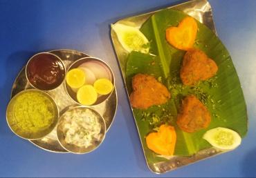 Sarangaa Prabhadevi -A cozy place & a hearty meal.