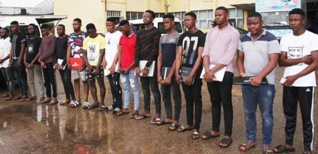EFCC Arrests 27 Yahoo Boys & Their Girlfriends In Osogbo, Recovers 8 Exotic Cars (Photos)