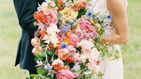 ashley-adam-wedding-texas-bouquet-103319007_horiz
