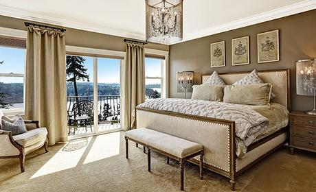 7 Accent Furniture Ideas for a Glamorous Bedroom