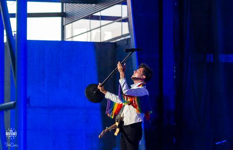 Arkells Sparkle in Toronto on A Rally Cry Summer Night! Arkells Sparkle in Toronto on A Rally Cry Summer Night!