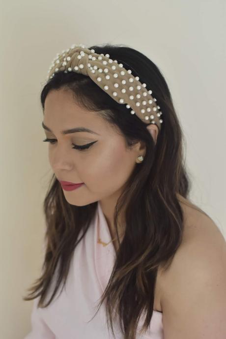 summer hairstyles, lele sadoughi headband, beauty blogger, messy bun tutorial, beachy wave