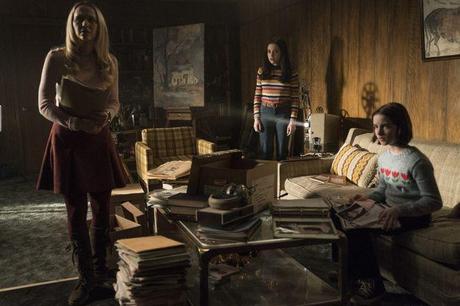 Madison Iseman, Katie Sarife and McKenna Grace in Annabelle Comes Home (2019)