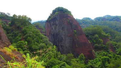Travel Guide: Wuyishan