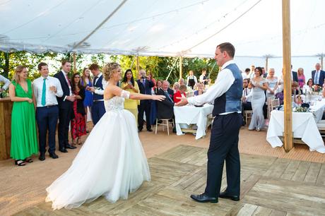 Summer Solstice Wedding – Polly and Steve the first dance