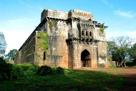 TOP 10 FORTS IN MAHARASHTRA