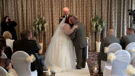 A Laid Back Alma Lodge Wedding Video – Stockport Wedding Videographer