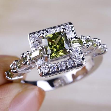 Peridot & White Topaz Silver RingRing10