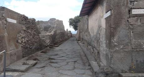 Walking Erotic Pompeii: Vettii House