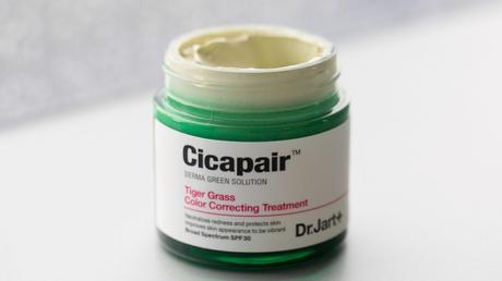 Dr. Jart+ Cicapair Tiger Grass Color Correcting Treatment SPF 30 Review