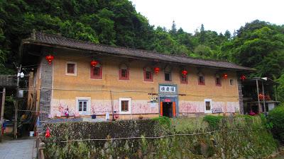 Travel Guide: Fujian Tulou