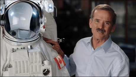 Chris Hadfield Masterclass Review 2019: Is It Worth It? (Pros & Cons)
