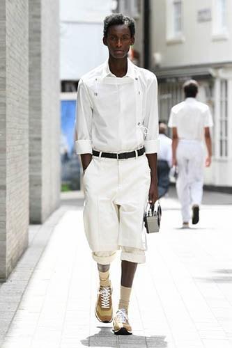 A Look at London Fashion Week Men Spring-Summer 2020 (And at the Runways World at Large) A Look at London Fashion Week Men Spring-Summer 2020 (And at the Runways World at Large)