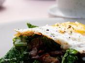 Grillin’ with KetoConnect: Episode Crispy Bacon Kale Fried Eggs