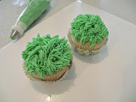 Spring Flower Cupcakes Tutorial