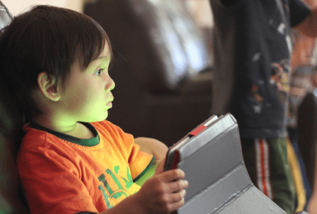 Important Tips for Raising Children In a World of Technology
