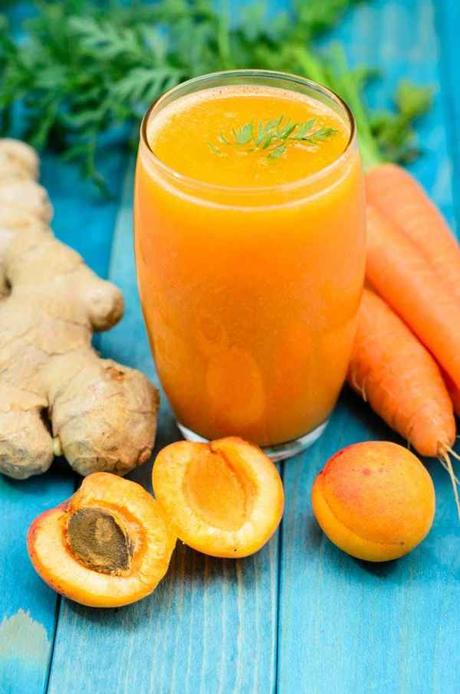 Taking Daily Fruits Juices For Glowing Skin