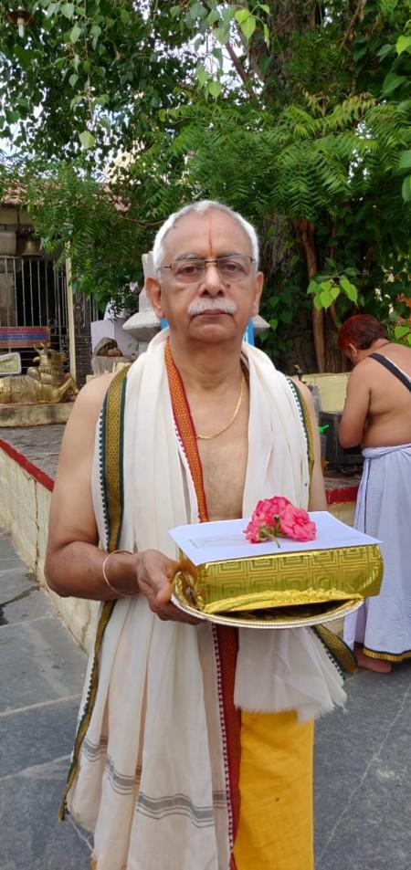 The Sripada Biography Reaching its “Home” in Kuruvapur