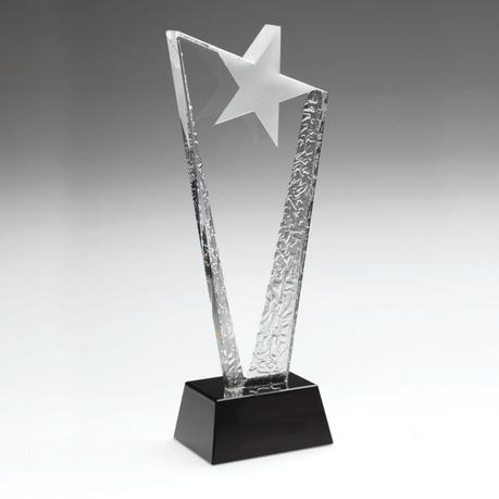 5 Reasons to Have Recognition Awards at Your Company