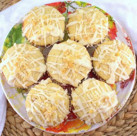 Lemon Poppyseed Muffins #MuffinMonday Lemon Poppyseed Muffins #MuffinMonday