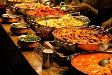 From Starters To Main Courses: 14 Best Must Have Indian Wedding Cuisines