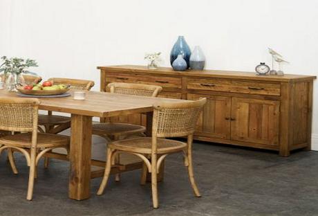 A Helpful Guide to Buying A Sideboard