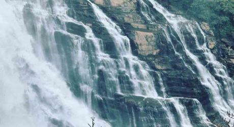 5 most spectacular waterfalls in Karnataka that will leave you awe-struck