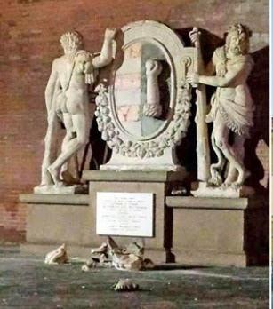 Selfie crazy people ~  crown of historical marble statue of Hercules broken
