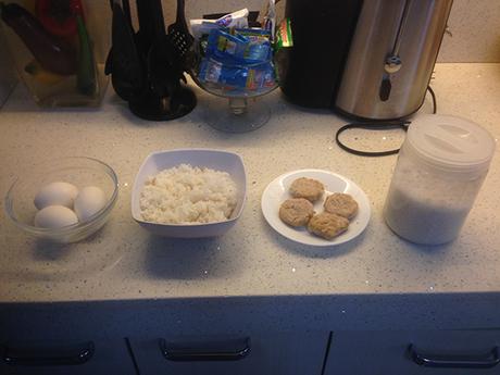 Ingredients to make salted egg rice (with chicken nuggets)