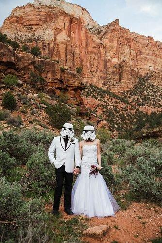 star wars wedding bride and groom in the stormtrooper masks